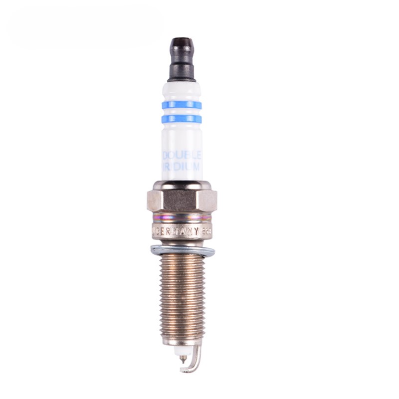 4 قطع من شمعات الإشعال المزدوج - مراجعة Bosch Spark Plug Iridium وسعره